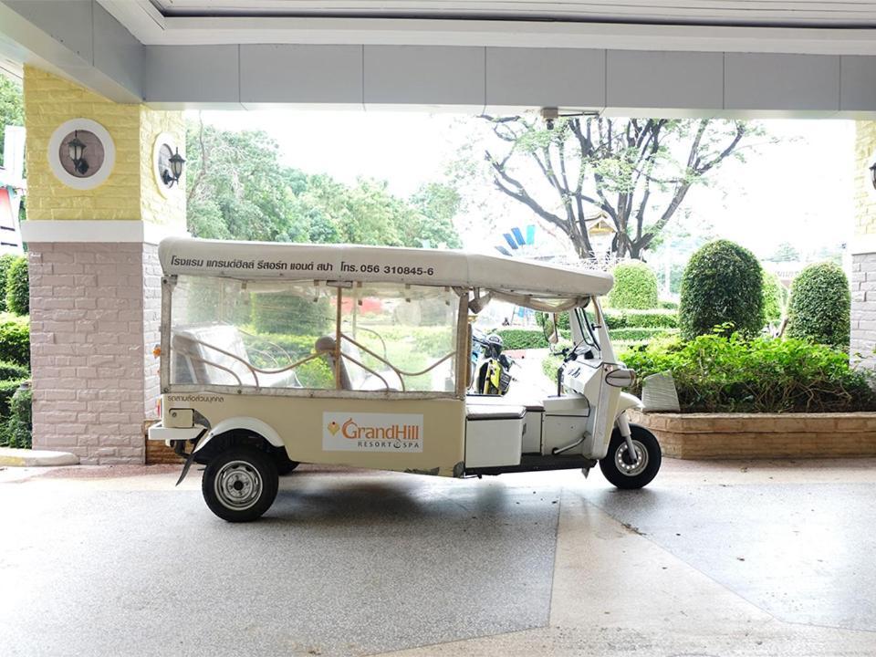 Grand Hill Resort And Spa Nakhon Sawan Eksteriør billede