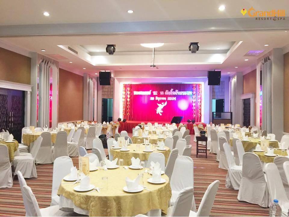 Grand Hill Resort And Spa Nakhon Sawan Eksteriør billede